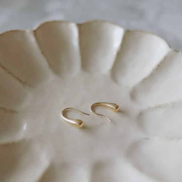 Large Teardrop Earrings - Picture 4 of 6